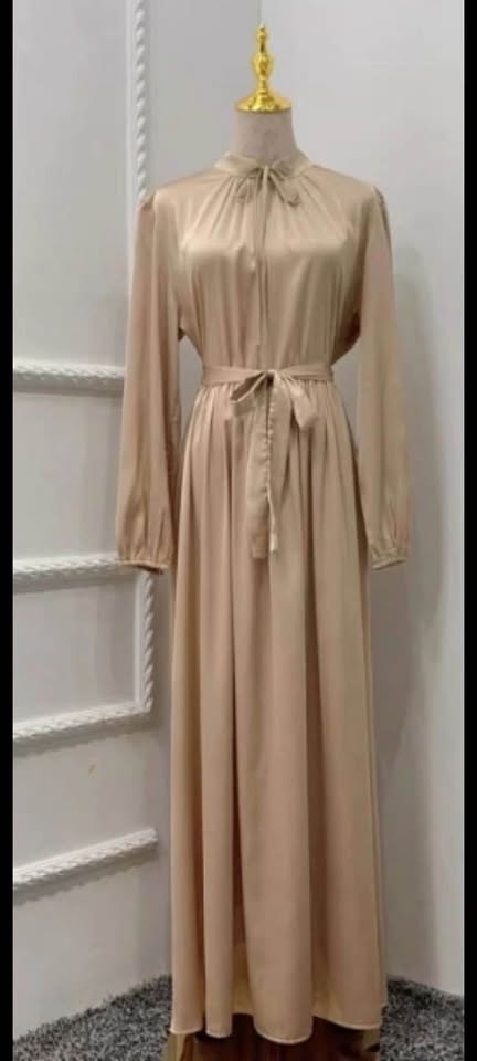 666864145_1692028975292647_2237011138047001643_n Elegant Satin Maxi dresses - Image 3