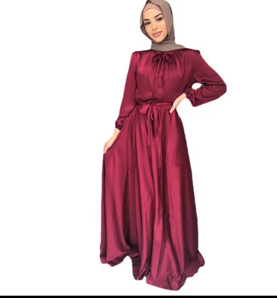 668465845_1689203725407250_2452934140613350428_n Elegant Satin Maxi dresses - Image 6