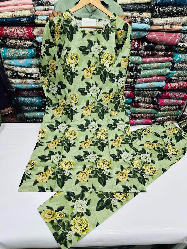 672825601_2168770003921214_2346589120084274584_n New Pakistan cotton two piece dresses - Image 3