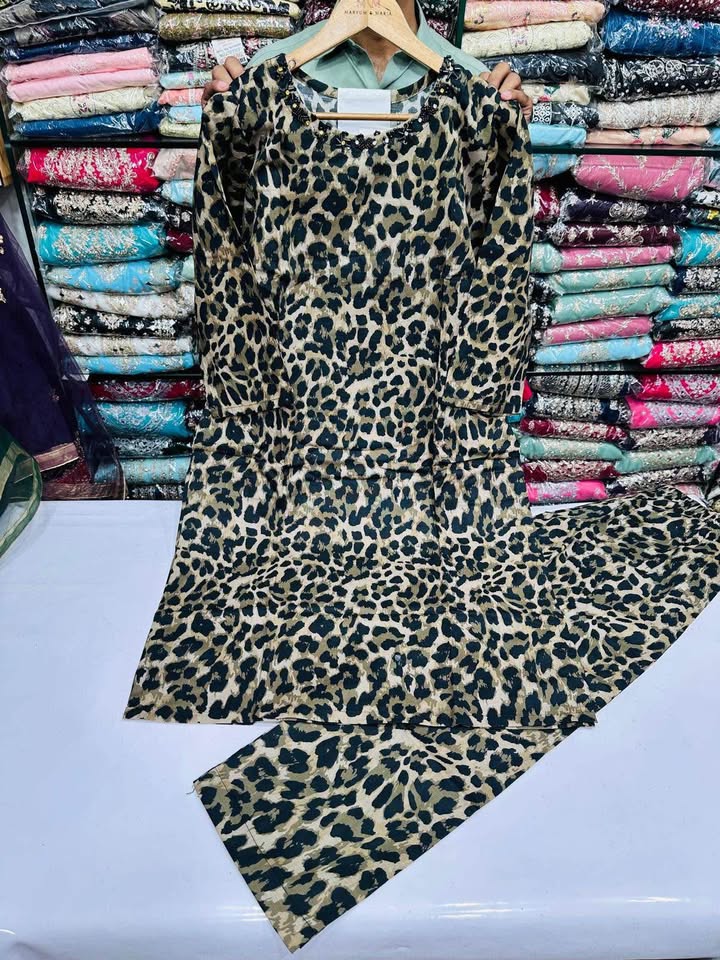 673446784_26391100193892176_2205930354860193688_n New Pakistan cotton two piece dresses - Image 5