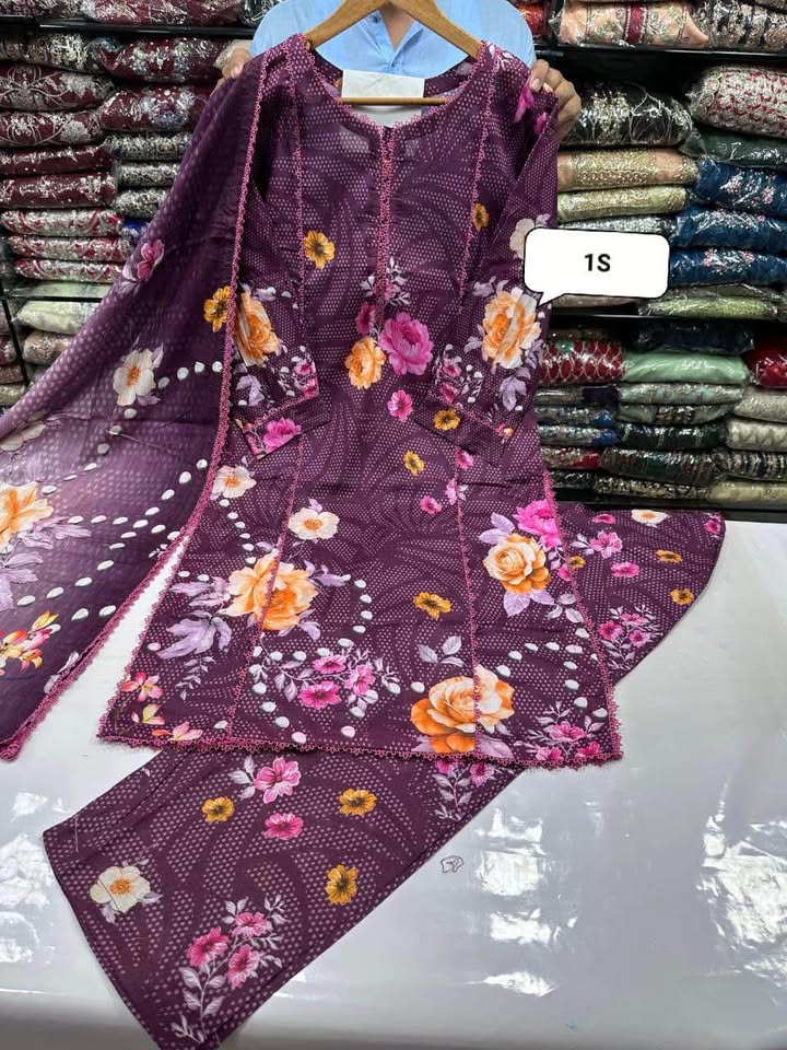 675510006_1319063600145604_4388341960872370620_n New pakistani lawn cotton summer collection - Image 4