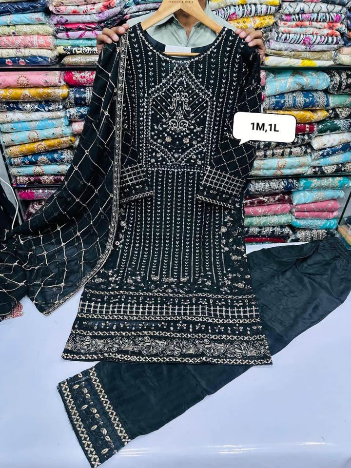 676288186_952451790860958_2078296904080679584_n Pakistani chiffon three pieces - Image 3