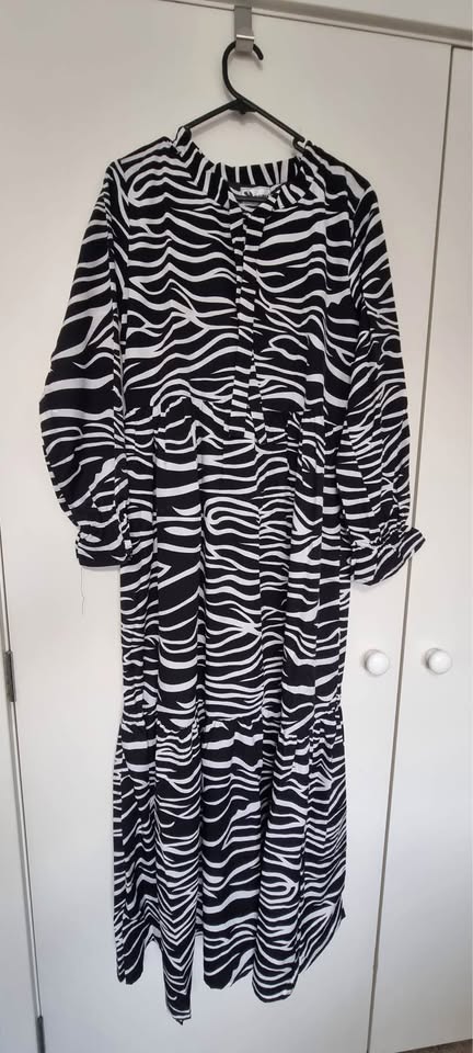 676650171_26413509894984670_8666690192601669890_n Huge Stock clearance Sale - Best Summer modest dresses - Image 7