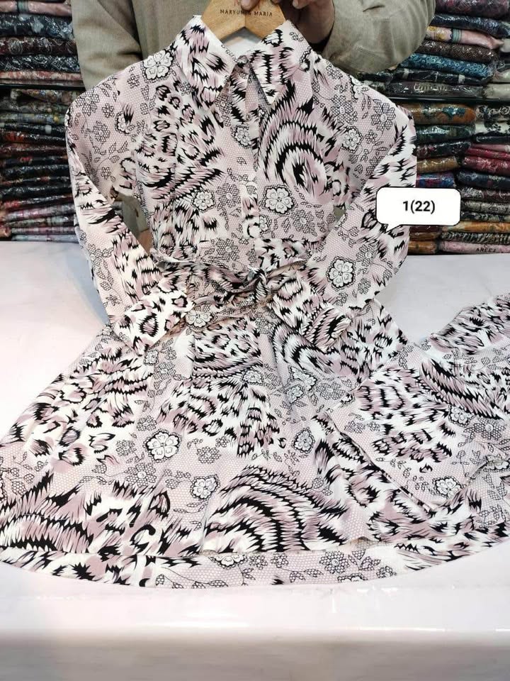 676803936_975068911779826_1674224813448228230_n New Pakistani cotton Kids Summer dresses - Image 9