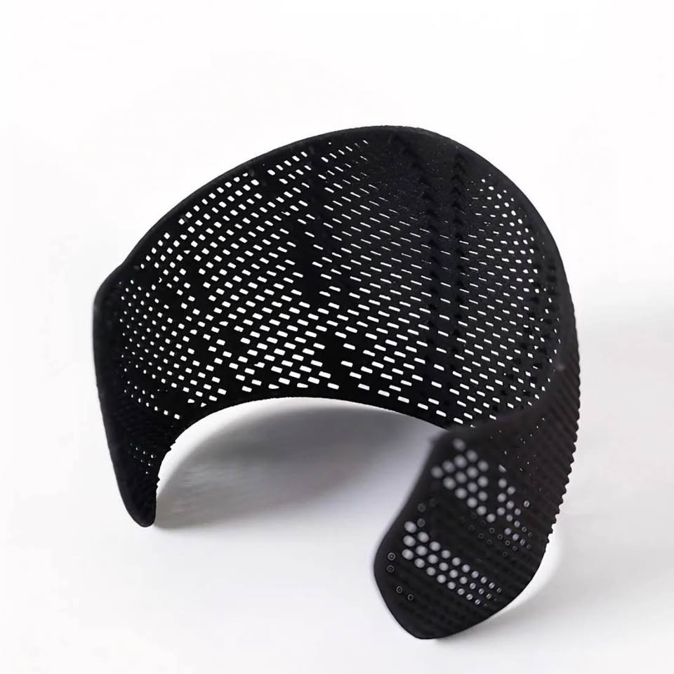 685863569_1738997107343555_5240469627548204646_n 3D-Printed Non-Slip Hijab Grip Headband - Image 2