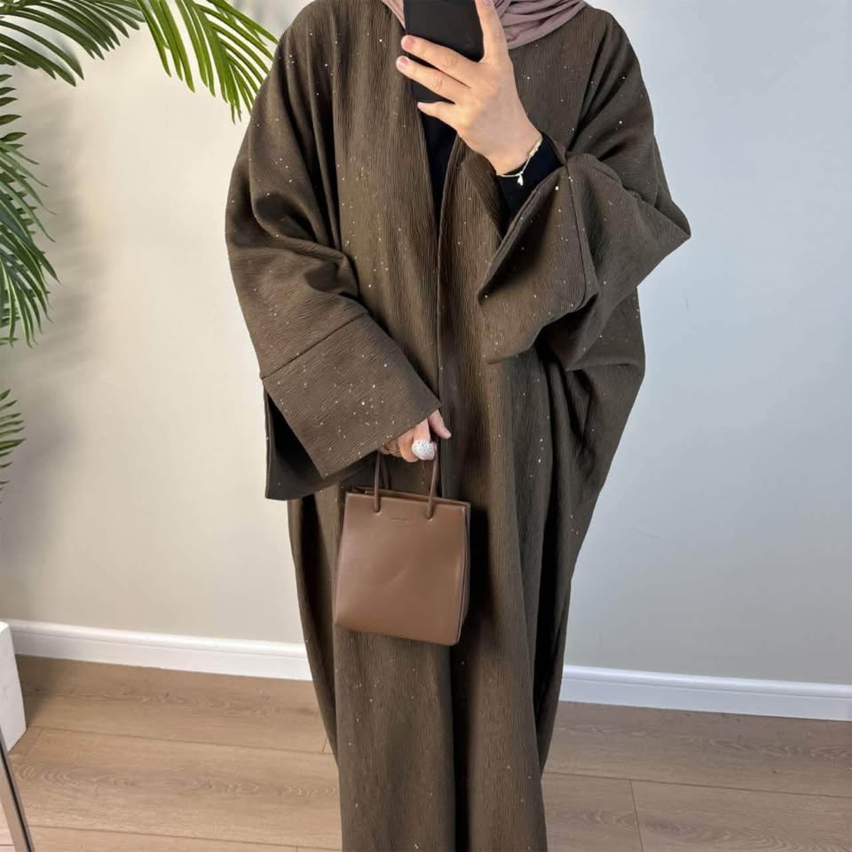 686424628_1345619070712959_8831577319753533988_n Party Abaya - open model winter friendly - Image 4