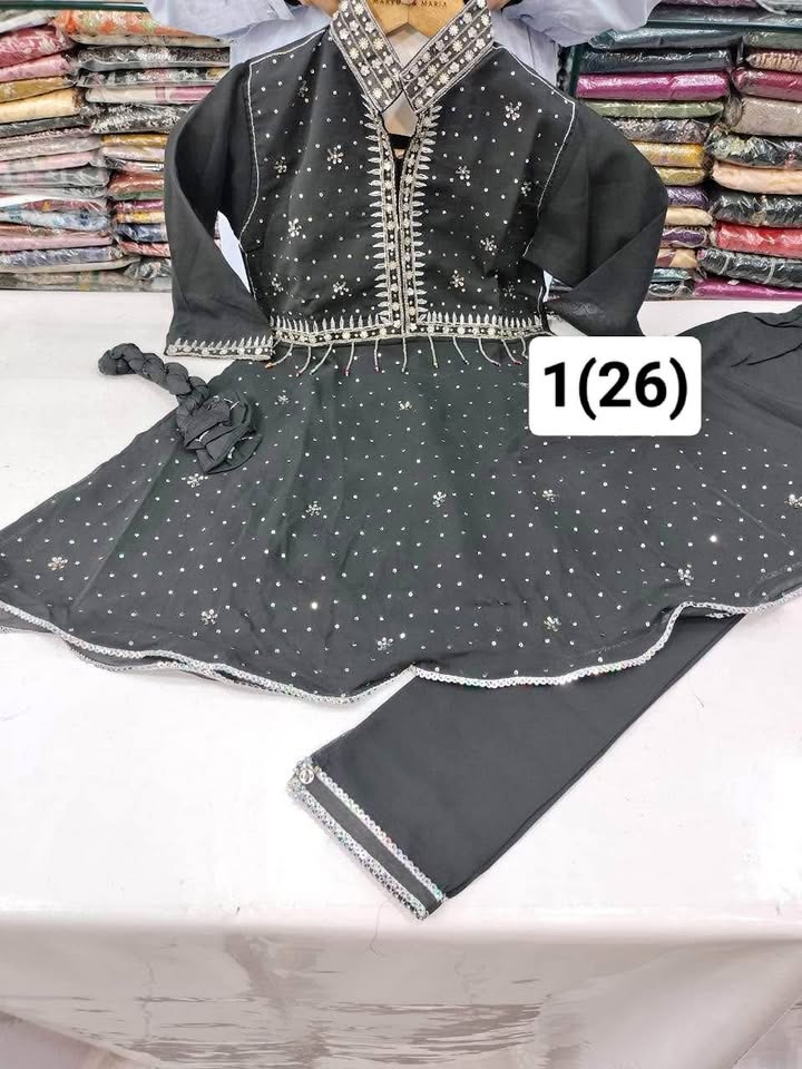 NEW kids partywear dresses - Pakistani dresses NEW kids partywear dresses - Pakistani dresses