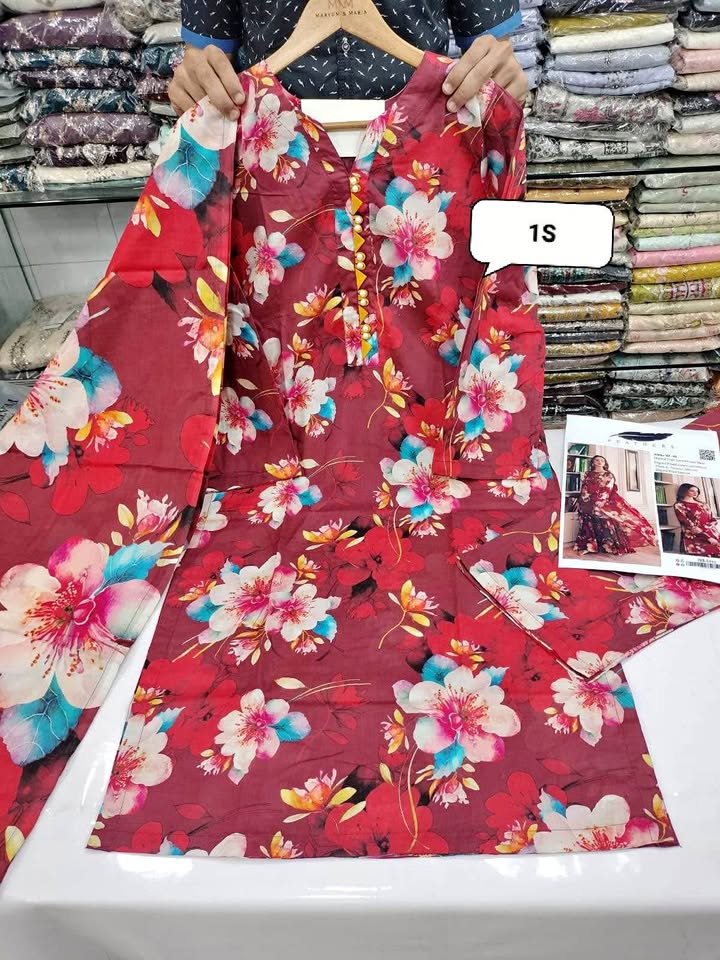 Small size Stock clearance - New Pakistani embroidered Lawn suits Small size Stock clearance - New Pakistani embroidered Lawn suits